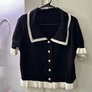 Fancy knitted blouse